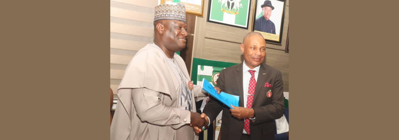 KANA ASSUMES OFFICE ... ASSURES THAT NIGERIA CARRIER WILL BECOME A REALITY AND NIGERIA AIRPORTS WILL MEET INTERNATIONAL STANDARDS.