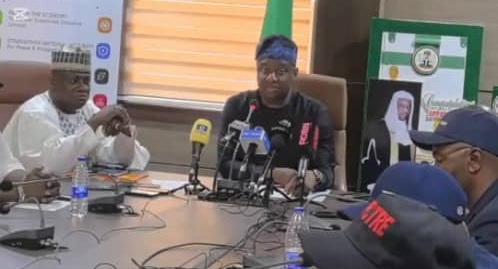 KEYAMO  ENGAGES AVIATION UNIONS- REACHED RESOLUTIONS TO END STRIKE